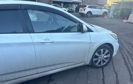 Hyundai Solaris II рестайлинг, 2013 год, 680 000 рублей, 3 фотография