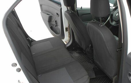 Renault Logan II, 2017 год, 730 000 рублей, 13 фотография