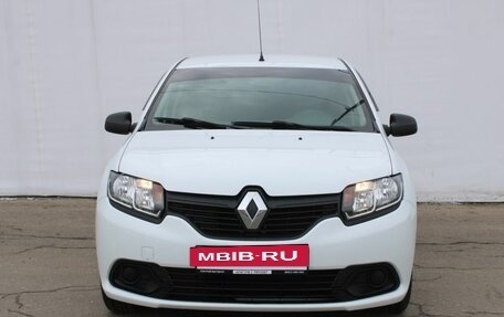 Renault Logan II, 2017 год, 730 000 рублей, 2 фотография