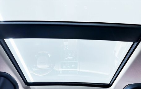 Land Rover Range Rover IV рестайлинг, 2018 год, 9 000 000 рублей, 28 фотография