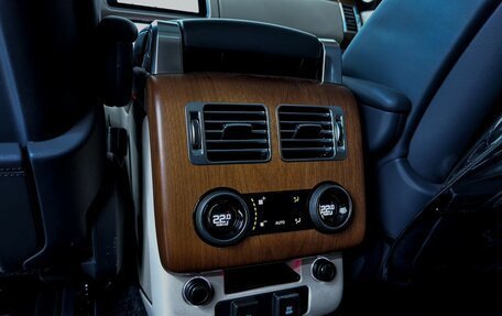 Land Rover Range Rover IV рестайлинг, 2018 год, 9 000 000 рублей, 27 фотография