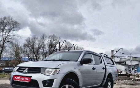 Mitsubishi L200 IV рестайлинг, 2014 год, 2 200 000 рублей, 1 фотография