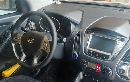 Hyundai ix35 I рестайлинг, 2012 год, 1 195 000 рублей, 5 фотография