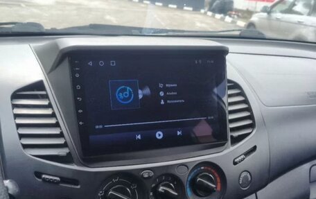 Mitsubishi L200 IV рестайлинг, 2014 год, 2 200 000 рублей, 11 фотография