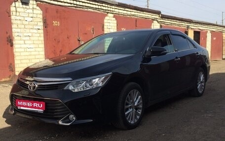 Toyota Camry, 2015 год, 2 170 000 рублей, 4 фотография