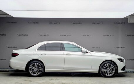 Mercedes-Benz E-Класс, 2021 год, 5 699 000 рублей, 4 фотография