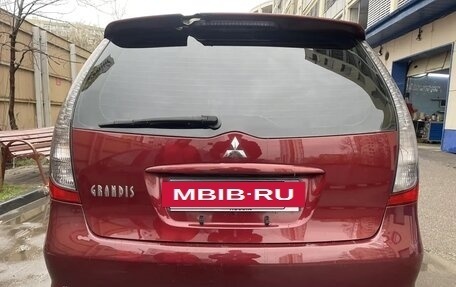 Mitsubishi Grandis, 2003 год, 590 000 рублей, 5 фотография