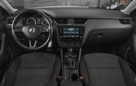 Skoda Octavia, 2017 год, 1 579 000 рублей, 8 фотография