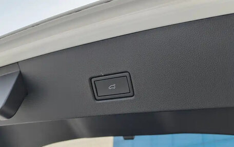 Volkswagen T-Roc I, 2023 год, 1 834 000 рублей, 13 фотография