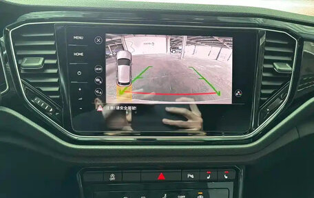 Volkswagen T-Roc I, 2023 год, 2 564 000 рублей, 13 фотография