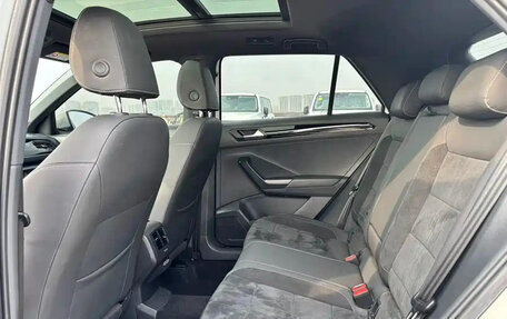 Volkswagen T-Roc I, 2023 год, 2 564 000 рублей, 11 фотография