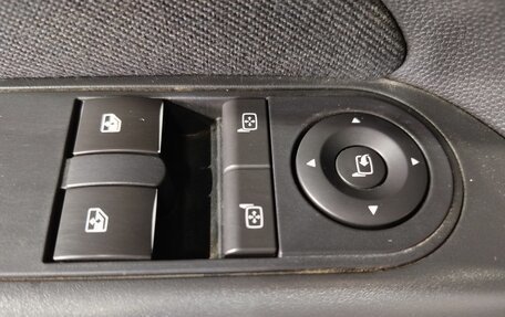 Opel Zafira B, 2008 год, 280 000 рублей, 17 фотография