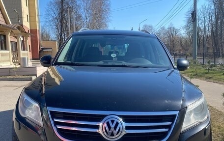 Volkswagen Tiguan I, 2009 год, 920 000 рублей, 2 фотография