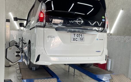 Nissan Serena IV, 2018 год, 2 350 000 рублей, 2 фотография