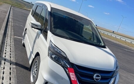 Nissan Serena IV, 2018 год, 2 350 000 рублей, 4 фотография