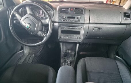 Skoda Fabia II, 2010 год, 930 000 рублей, 10 фотография