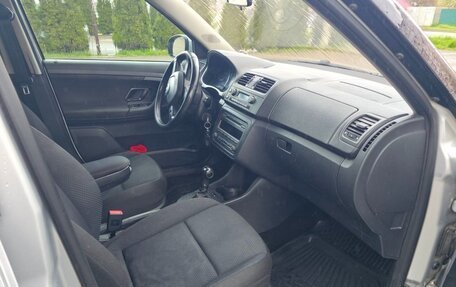 Skoda Fabia II, 2010 год, 930 000 рублей, 15 фотография