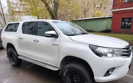 Toyota Hilux VIII, 2016 год, 3 500 000 рублей, 3 фотография