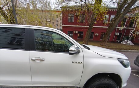 Toyota Hilux VIII, 2016 год, 3 500 000 рублей, 12 фотография