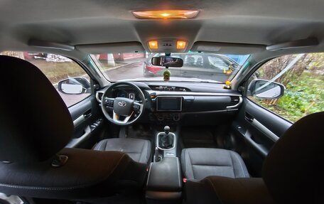 Toyota Hilux VIII, 2016 год, 3 500 000 рублей, 16 фотография