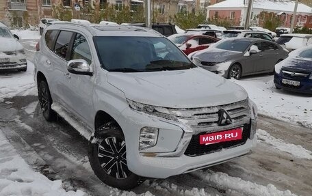Mitsubishi Montero Sport, 2021 год, 4 150 000 рублей, 2 фотография