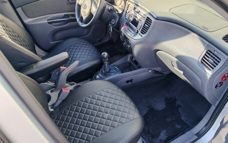 KIA Rio II, 2009 год, 440 000 рублей, 13 фотография