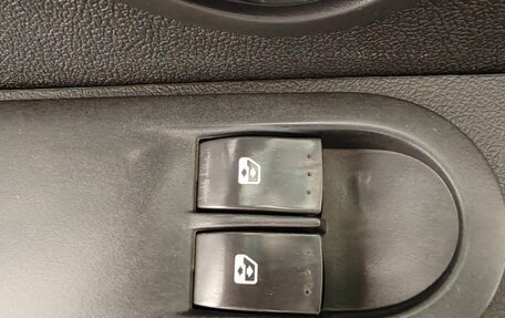 Nissan Terrano III, 2015 год, 1 180 000 рублей, 15 фотография