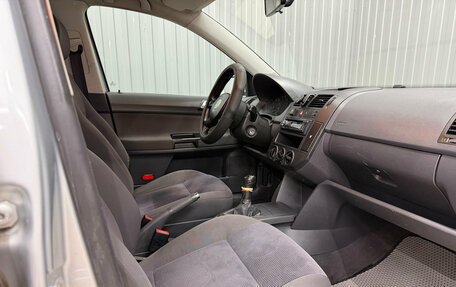 Volkswagen Polo IV рестайлинг, 2005 год, 439 000 рублей, 10 фотография