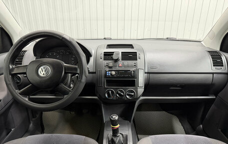 Volkswagen Polo IV рестайлинг, 2005 год, 439 000 рублей, 9 фотография