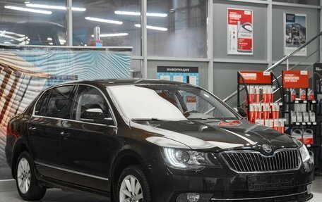 Skoda Superb III рестайлинг, 2014 год, 1 199 000 рублей, 3 фотография