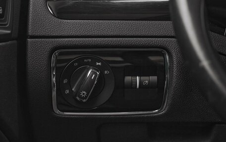 Skoda Superb III рестайлинг, 2014 год, 1 199 000 рублей, 15 фотография