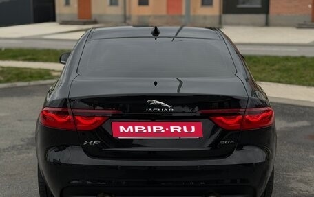 Jaguar XF II, 2017 год, 1 900 000 рублей, 6 фотография