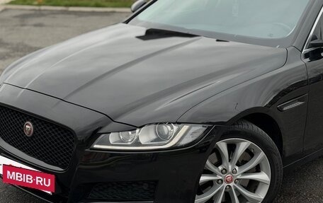 Jaguar XF II, 2017 год, 1 900 000 рублей, 3 фотография