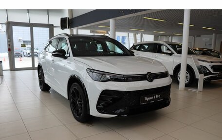 Volkswagen Tiguan, 2025 год, 4 940 000 рублей, 7 фотография