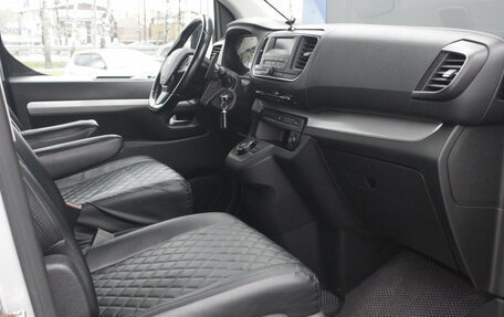 Peugeot Traveller I, 2019 год, 2 895 000 рублей, 6 фотография