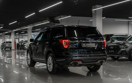 Ford Explorer VI, 2018 год, 3 130 000 рублей, 5 фотография