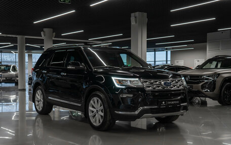 Ford Explorer VI, 2018 год, 3 130 000 рублей, 2 фотография