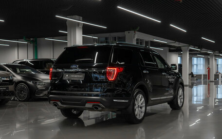 Ford Explorer VI, 2018 год, 3 130 000 рублей, 4 фотография