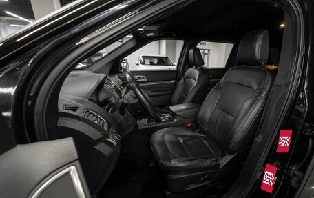 Ford Explorer VI, 2018 год, 3 130 000 рублей, 9 фотография