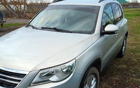 Volkswagen Tiguan I, 2009 год, 950 000 рублей, 3 фотография