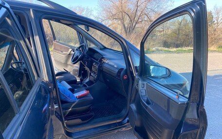 Opel Zafira A рестайлинг, 2003 год, 250 000 рублей, 12 фотография