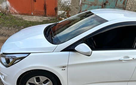 Hyundai Solaris II рестайлинг, 2014 год, 1 250 000 рублей, 5 фотография