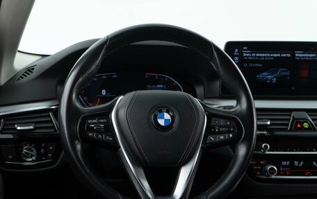 BMW 5 серия, 2021 год, 3 499 050 рублей, 13 фотография