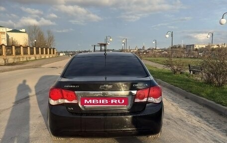 Chevrolet Cruze II, 2011 год, 800 000 рублей, 2 фотография