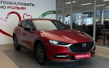 Mazda CX-4, 2022 год, 2 850 000 рублей, 3 фотография