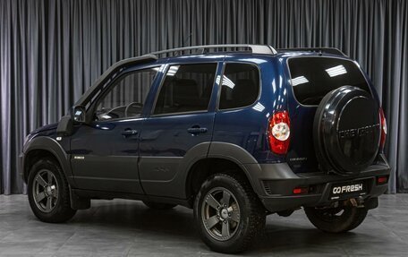 Chevrolet Niva I рестайлинг, 2017 год, 719 000 рублей, 2 фотография