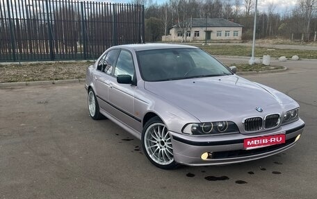 BMW 5 серия, 2001 год, 650 000 рублей, 1 фотография