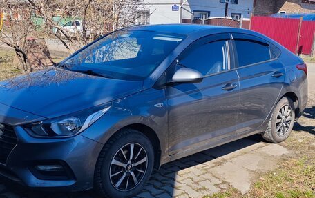 Hyundai Solaris II рестайлинг, 2019 год, 1 500 000 рублей, 19 фотография