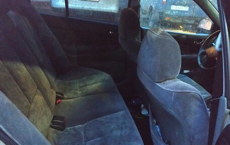 Mitsubishi Galant VIII, 2001 год, 155 000 рублей, 8 фотография