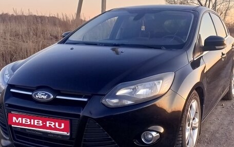 Ford Focus III, 2013 год, 900 000 рублей, 2 фотография